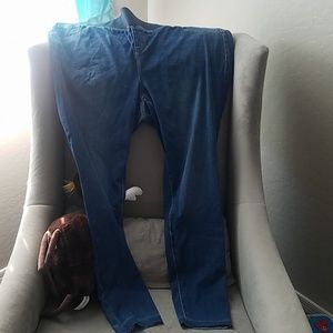Old Navy Maternity Jeans